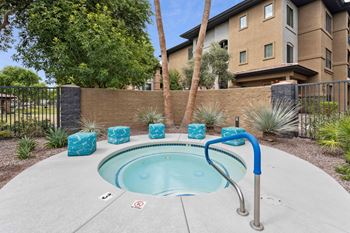 Hot Tub at The Laurel Apartments, Arizona